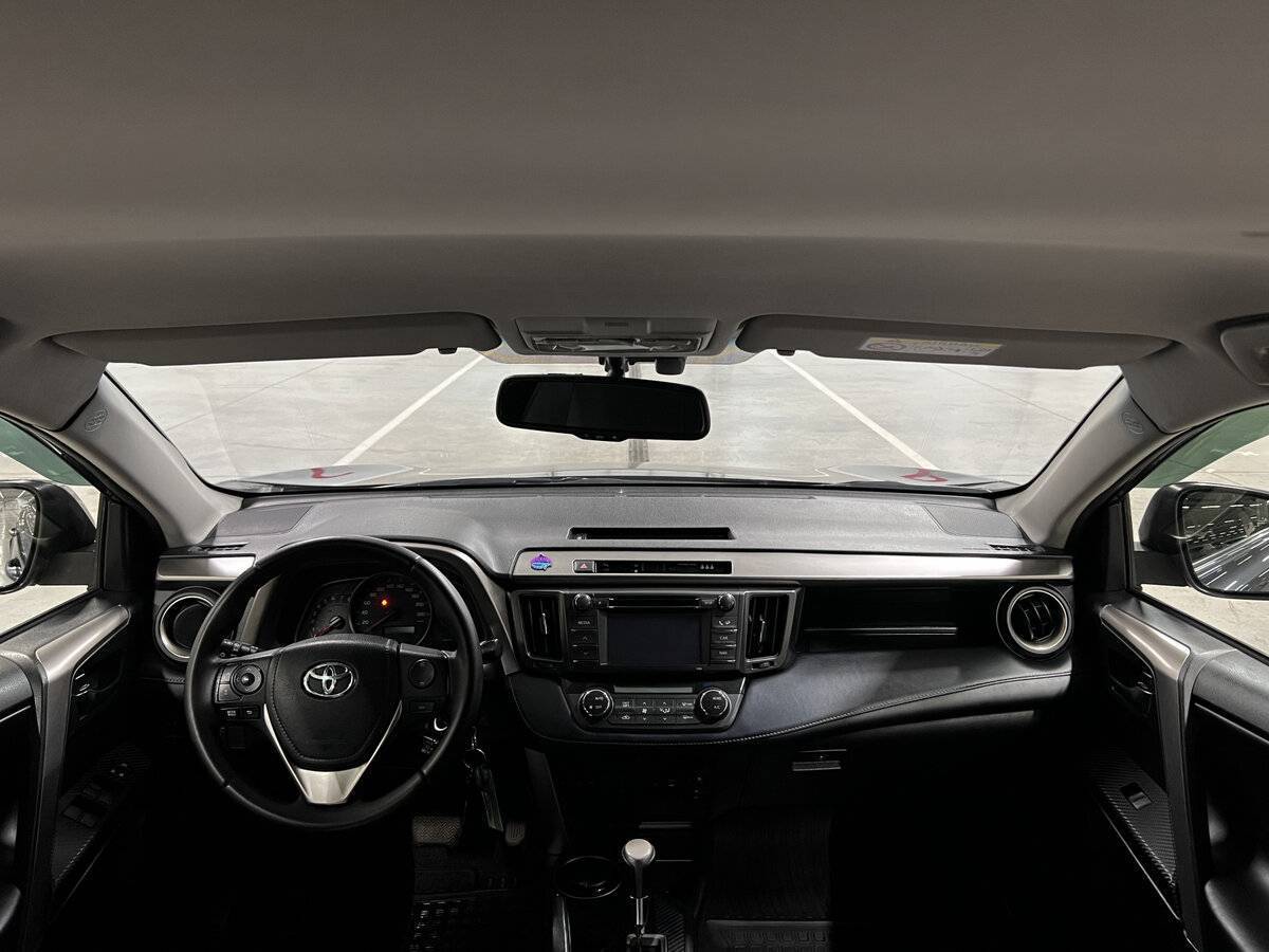 Б/У Тойота Рав4 2013 года. Фото: #13