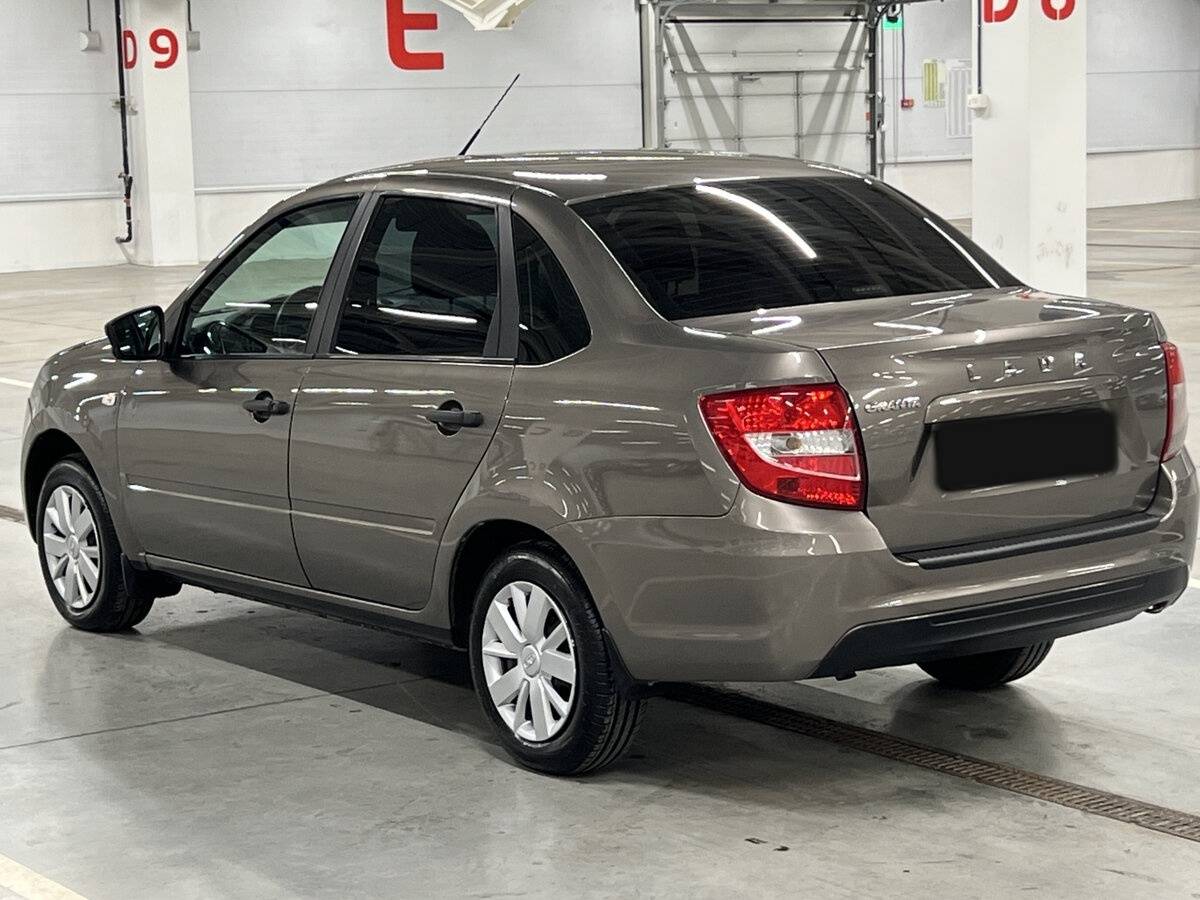 Б/У Лада (ВАЗ) Гранта 2021 года. Фото: #6