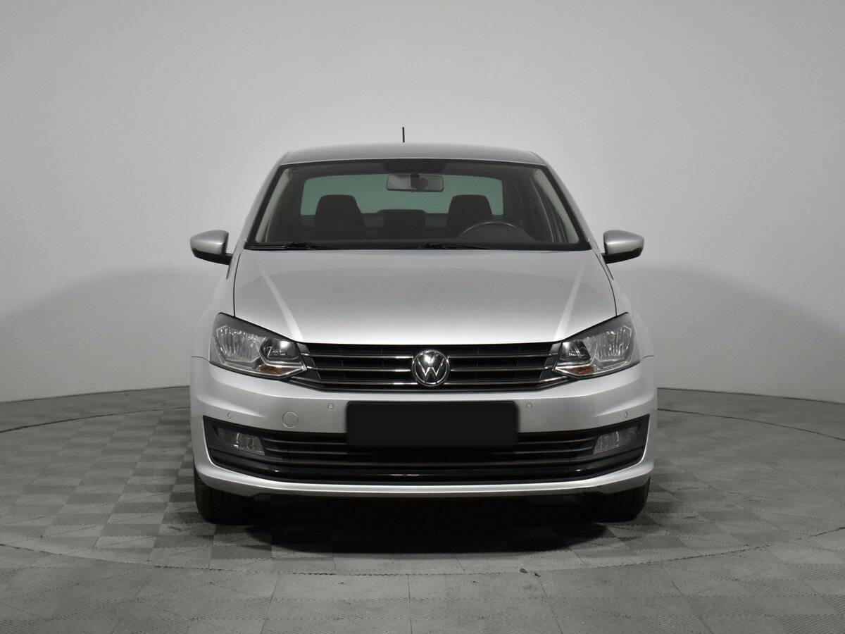 Б/У Фольксваген Поло 2018 года. Фото: #1