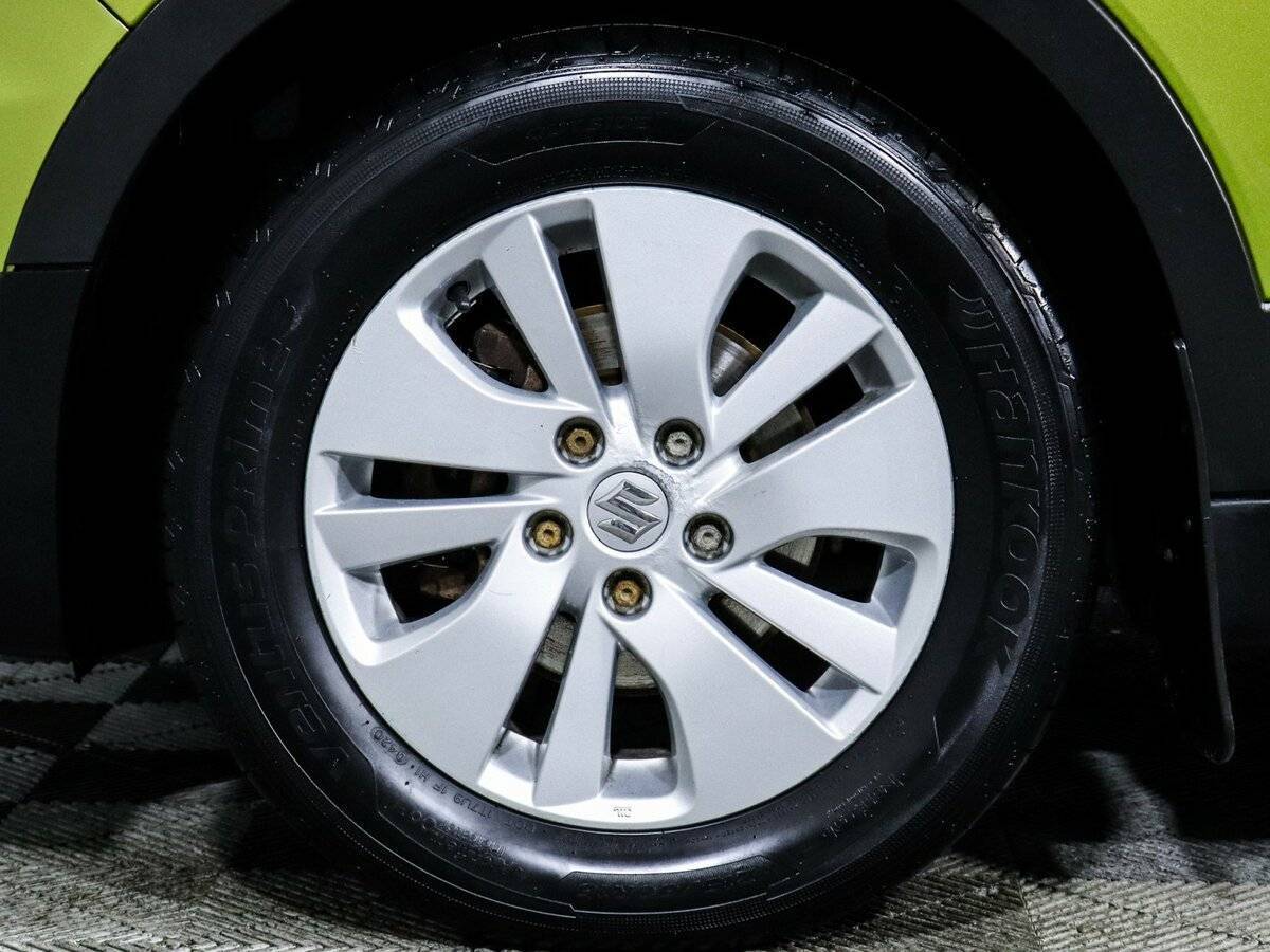 Б/У Сузуки С-Икс4 2014 года. Фото: #14