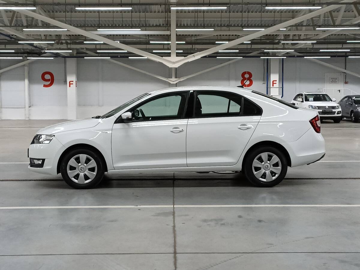 Б/У Шкода Рапид 2019 года. Фото: #7