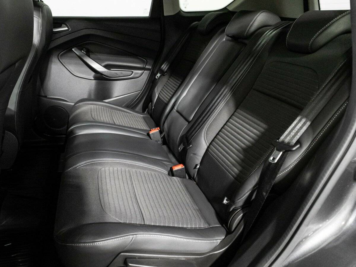 Б/У Форд Куга 2017 года. Фото: #9