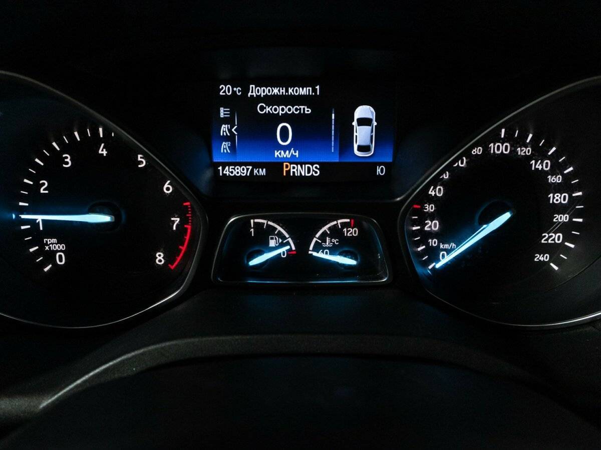 Б/У Форд Куга 2017 года. Фото: #11