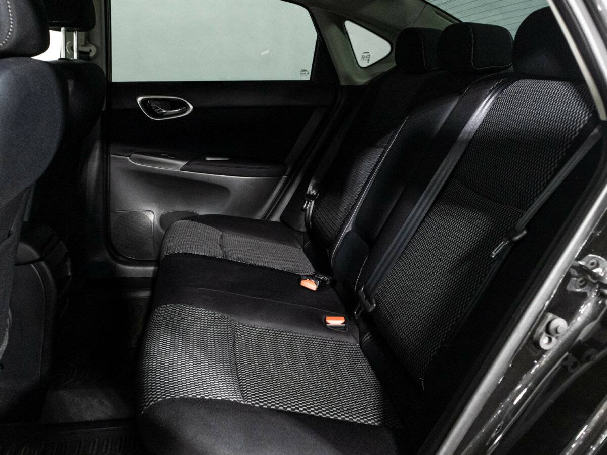 Б/У Ниссан Сентра 2015 года. Фото: #9