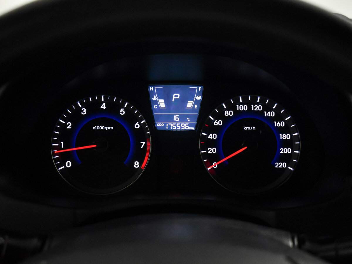 Б/У Хендай Солярис 2012 года. Фото: #15