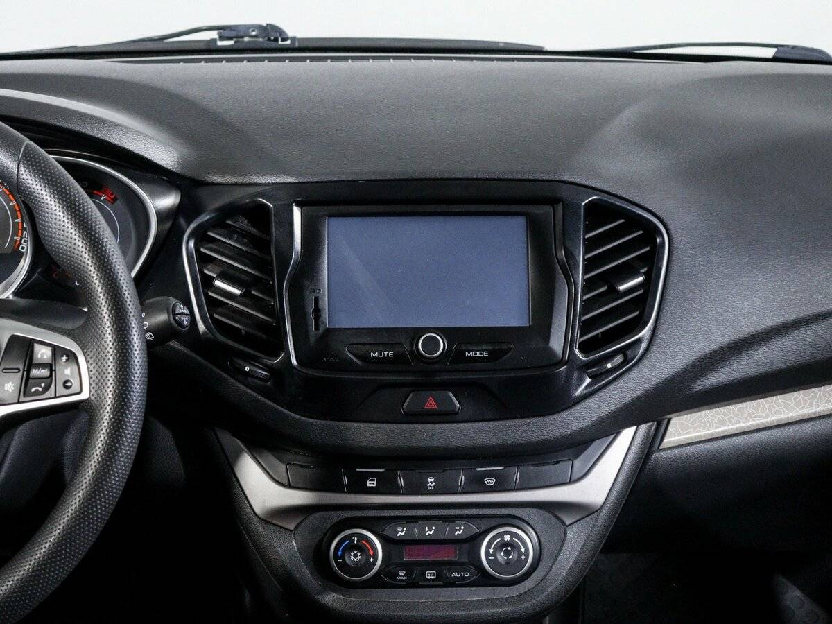 Б/У Лада (ВАЗ) Веста 2018 года. Фото: #11