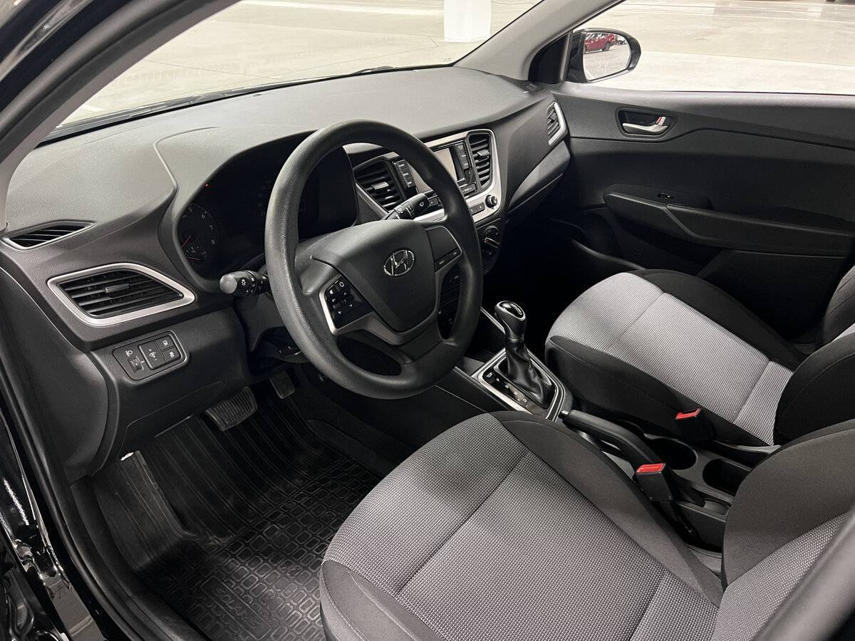 Б/У Хендай Солярис 2017 года. Фото: #13