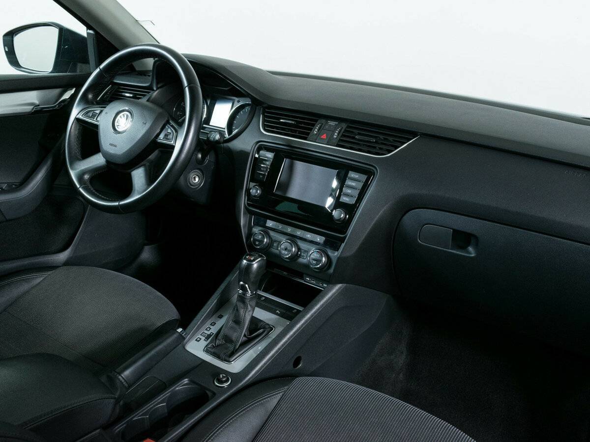 Б/У Шкода Октавия 2014 года. Фото: #7