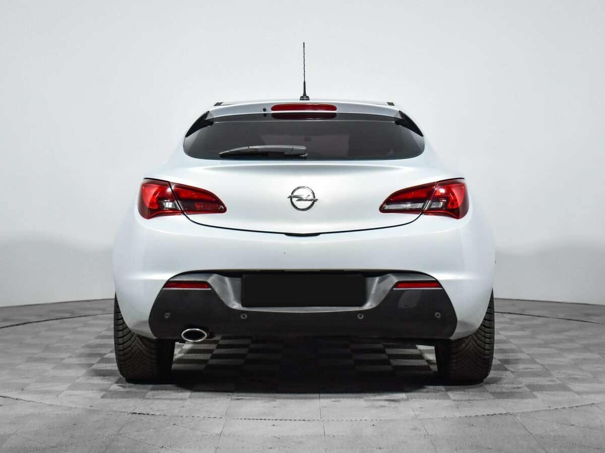 Б/У Опель Астра 2012 года. Фото: #5