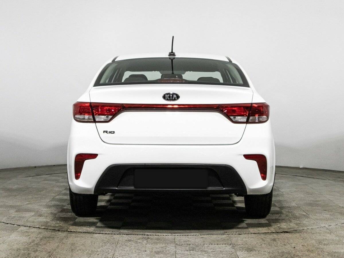Б/У Киа Рио 2018 года. Фото: #5