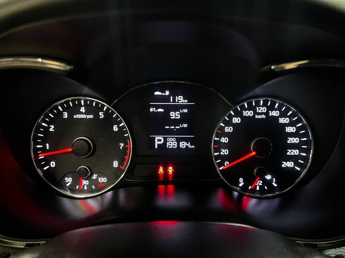 Б/У Киа Церато 2014 года. Фото: #12