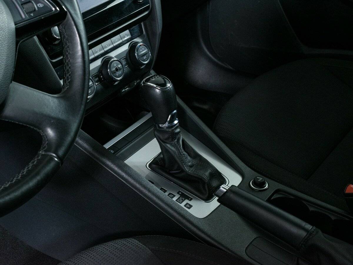 Б/У Шкода Октавия 2015 года. Фото: #14