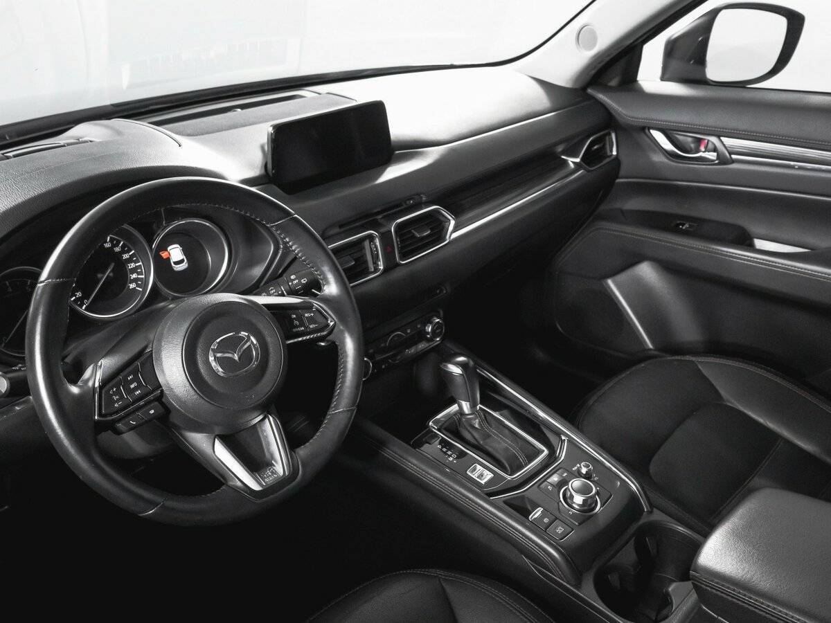 Б/У Мазда Ц-Икс-5 2017 года. Фото: #13