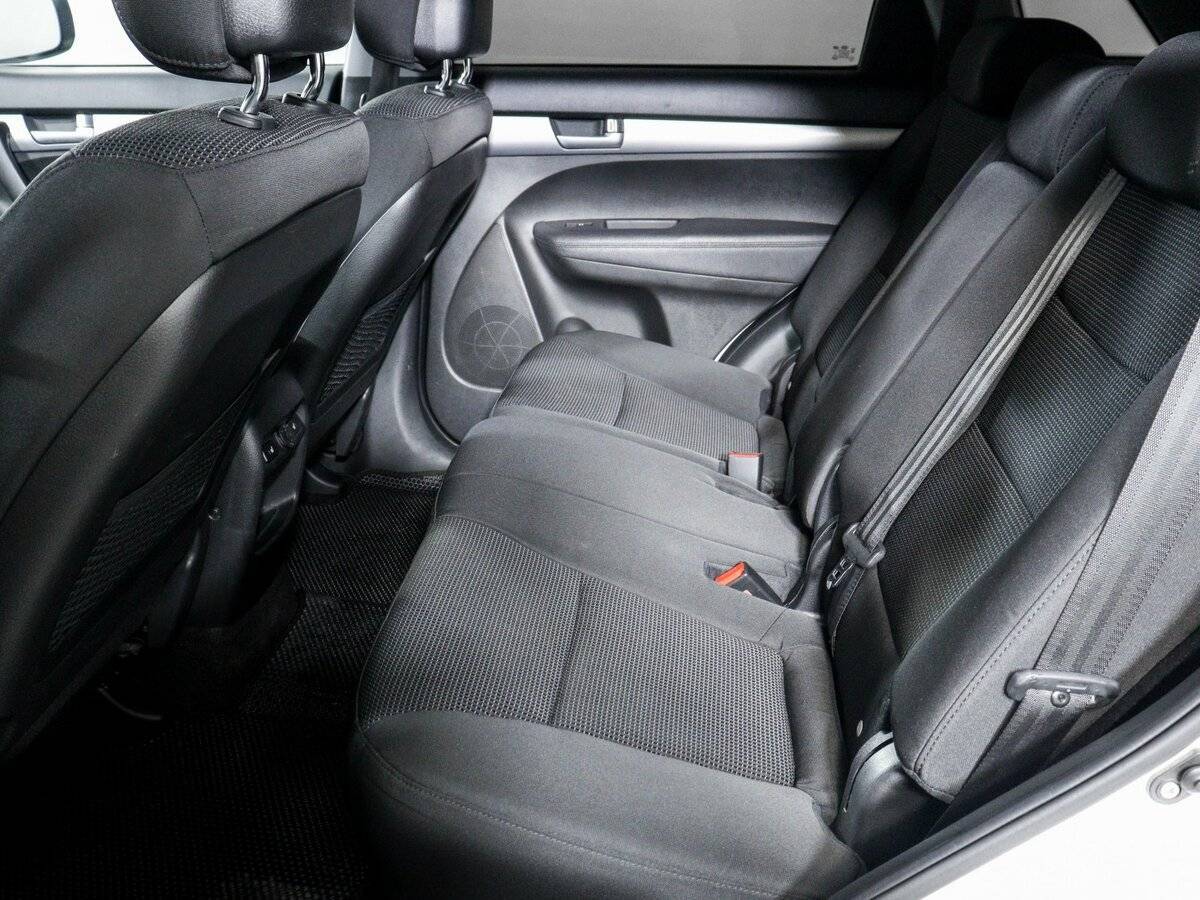 Б/У Киа Соренто 2015 года. Фото: #9