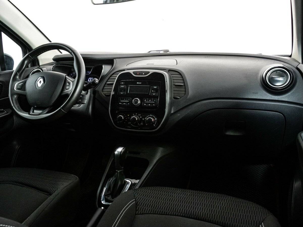 Б/У Рено Каптюр 2017 года. Фото: #8