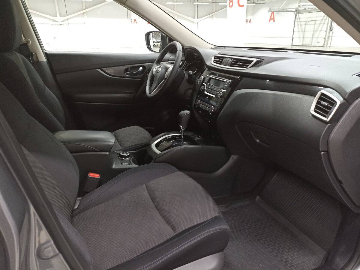 Б/У Ниссан Икс-Трейл 2018 года. Фото: #10