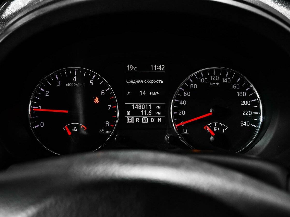 Б/У Ниссан Икс-Трейл 2012 года. Фото: #9