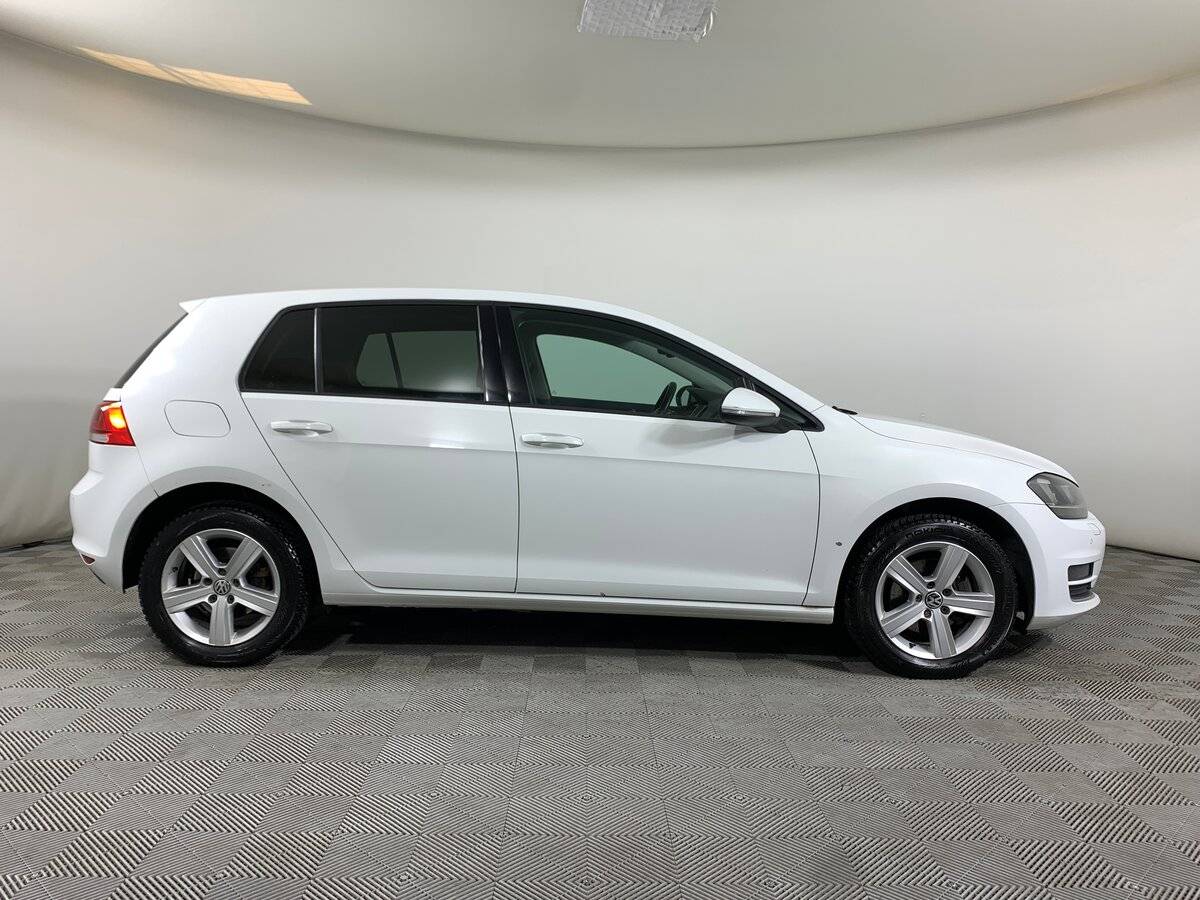 Б/У Фольксваген Гольф 2013 года. Фото: #3