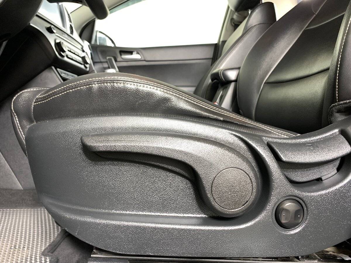 Б/У Киа Спортейдж 2016 года. Фото: #15