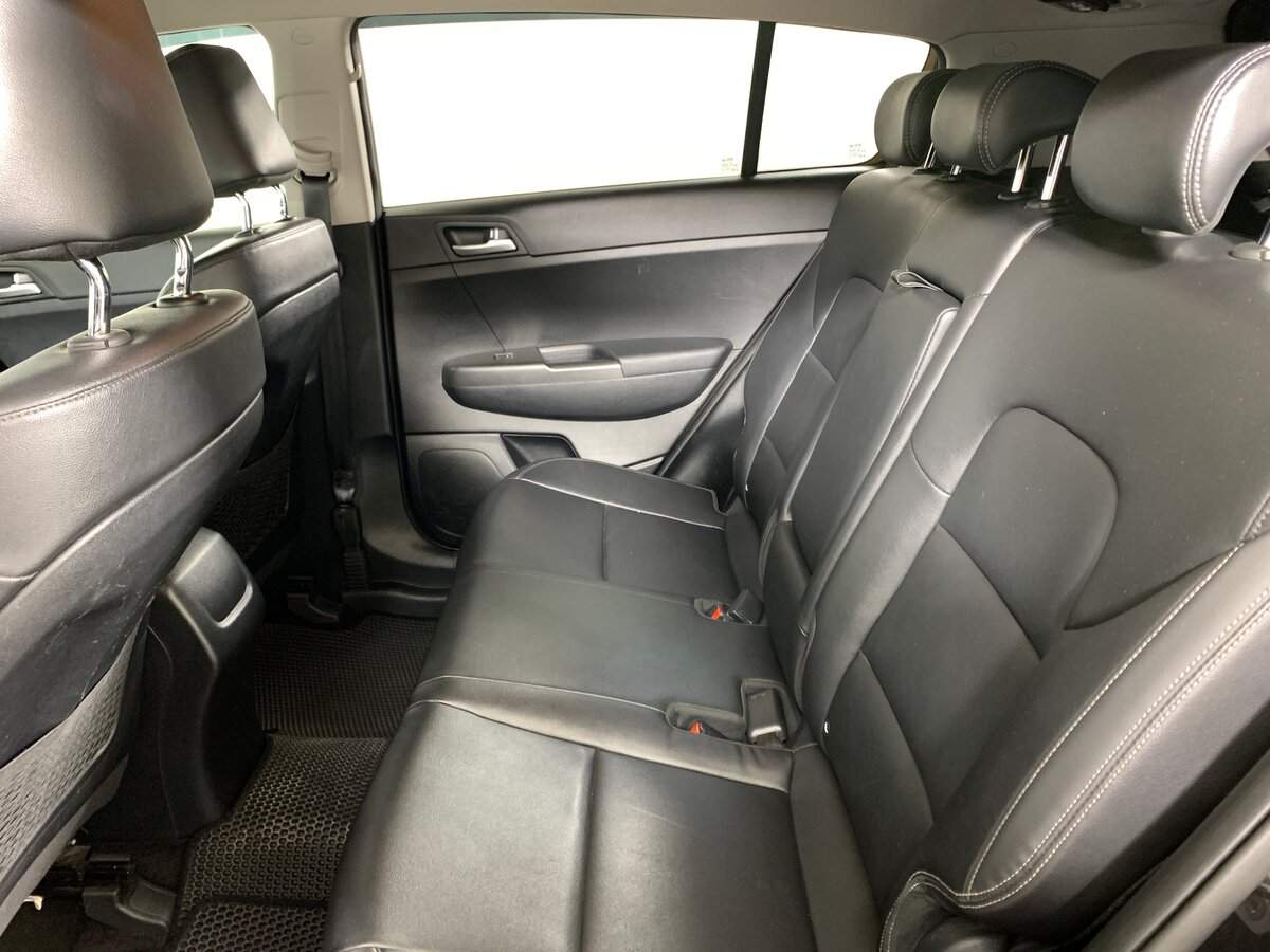 Б/У Киа Спортейдж 2016 года. Фото: #17