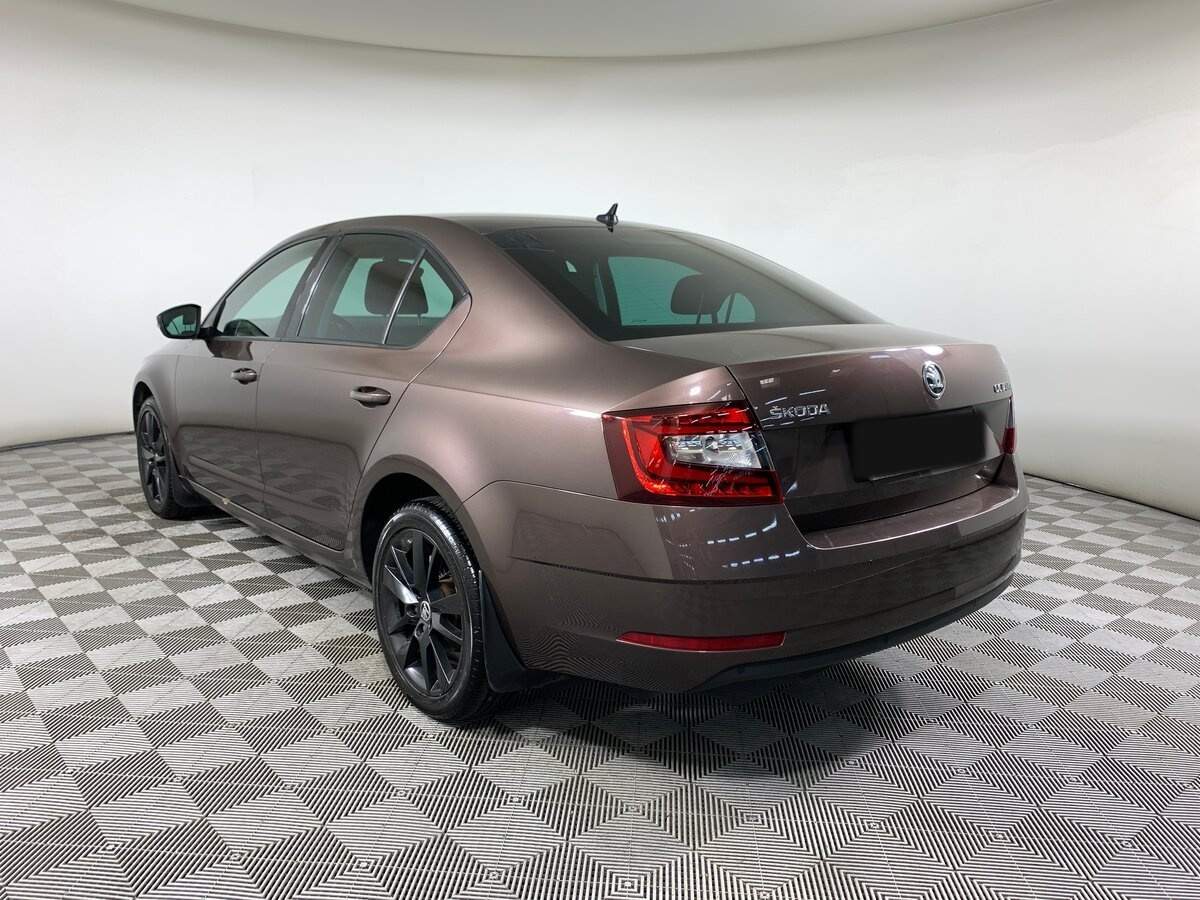 Б/У Шкода Октавия 2018 года. Фото: #6