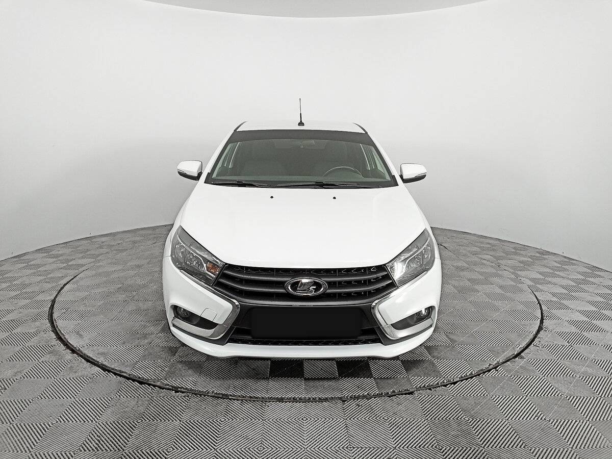 Б/У Лада (ВАЗ) Веста 2021 года. Фото: #1