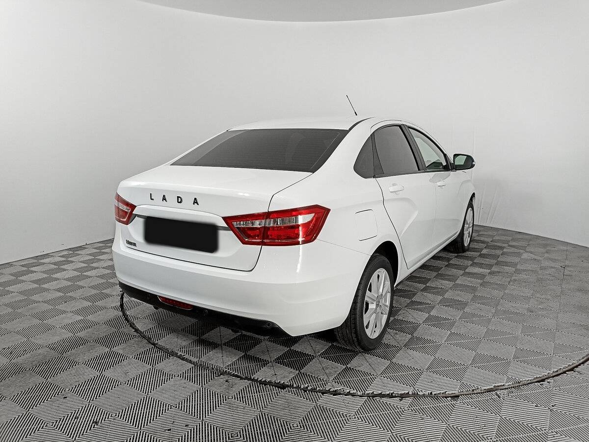 Б/У Лада (ВАЗ) Веста 2021 года. Фото: #4