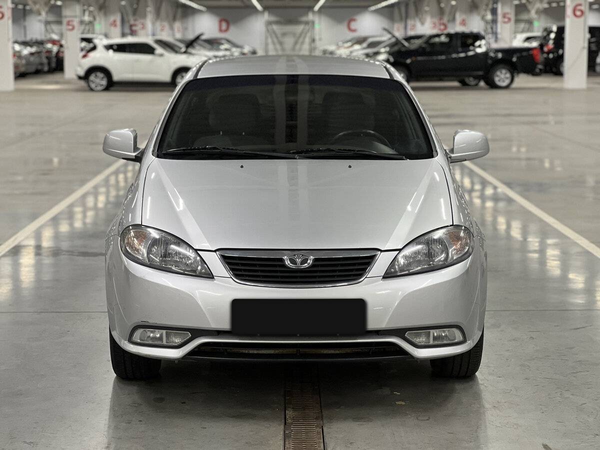 Б/У Дэу Гентра 2013 года. Фото: #1