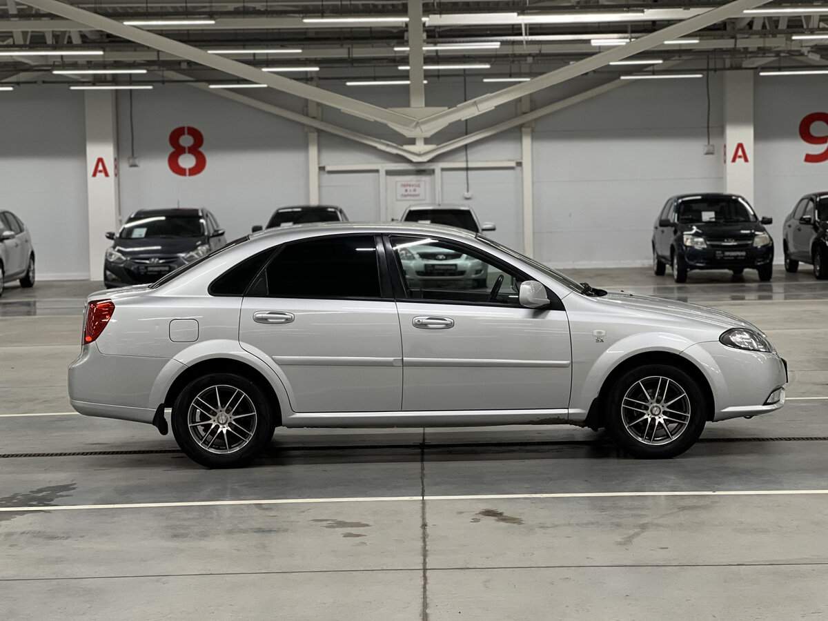 Б/У Дэу Гентра 2013 года. Фото: #3