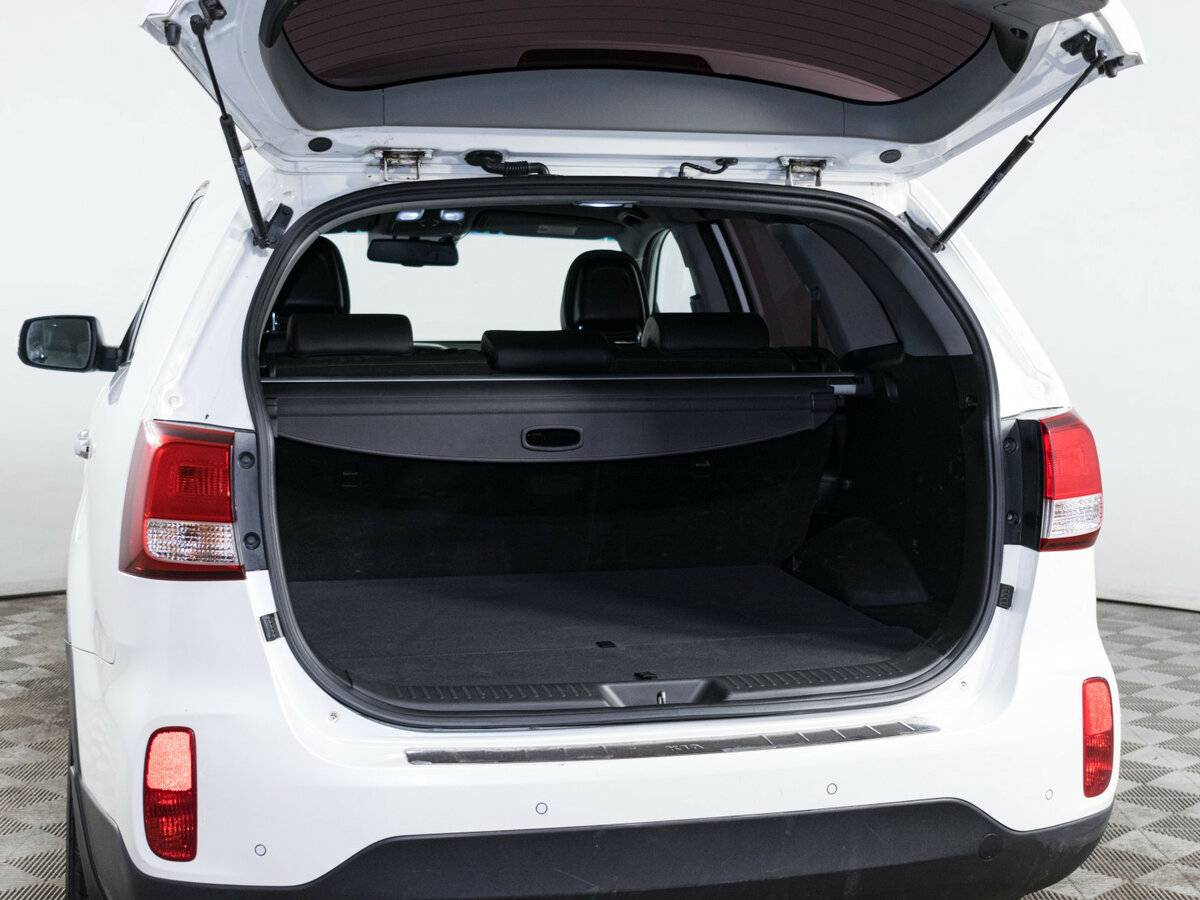 Б/У Киа Соренто 2013 года. Фото: #8