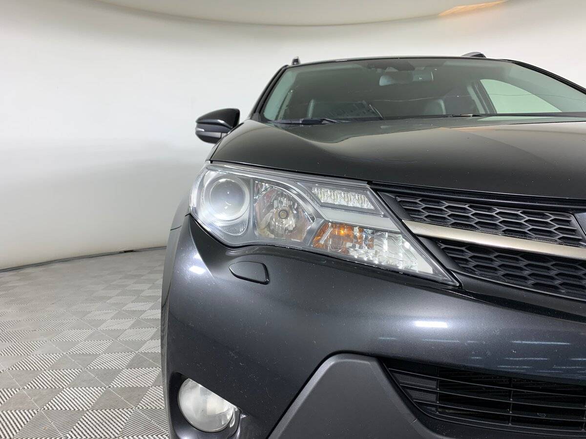 Б/У Тойота Рав4 2013 года. Фото: #9