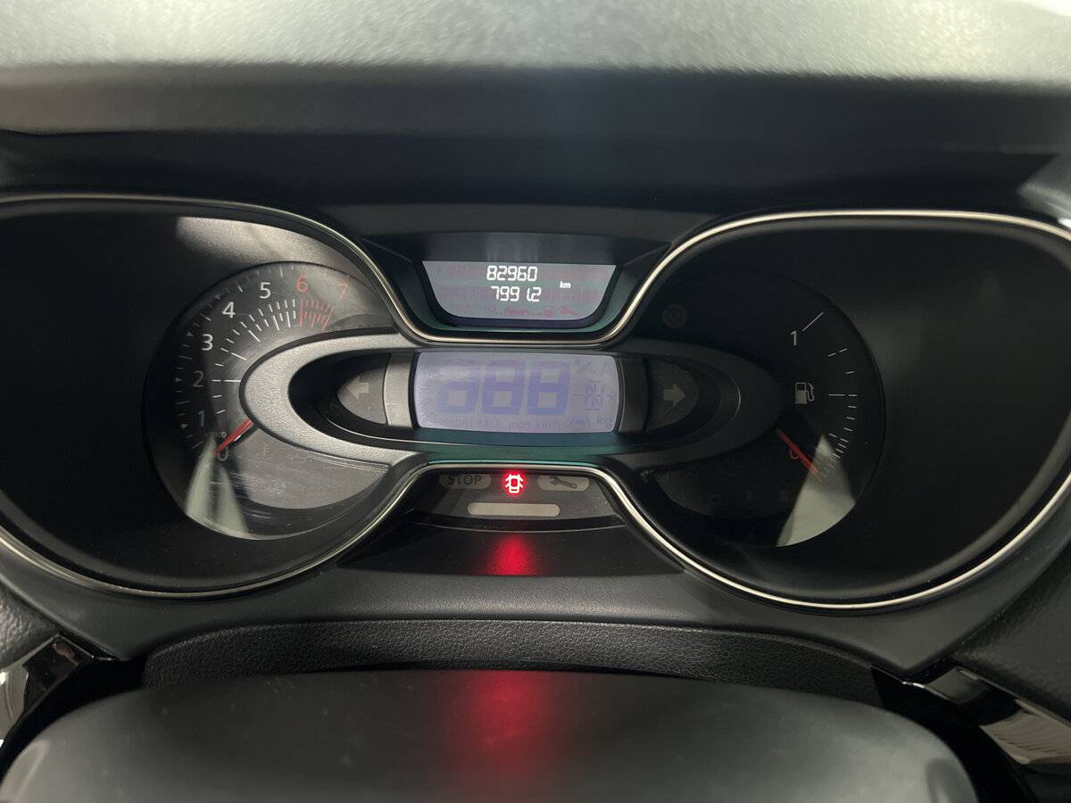 Б/У Рено Каптюр 2021 года. Фото: #12