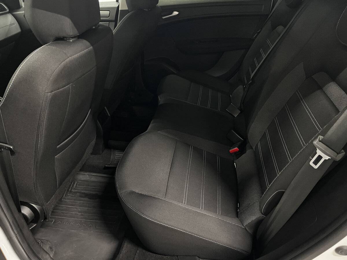 Б/У Рено Аркана 2020 года. Фото: #11