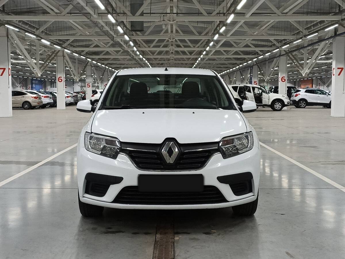 Б/У Рено Логан 2020 года. Фото: #1