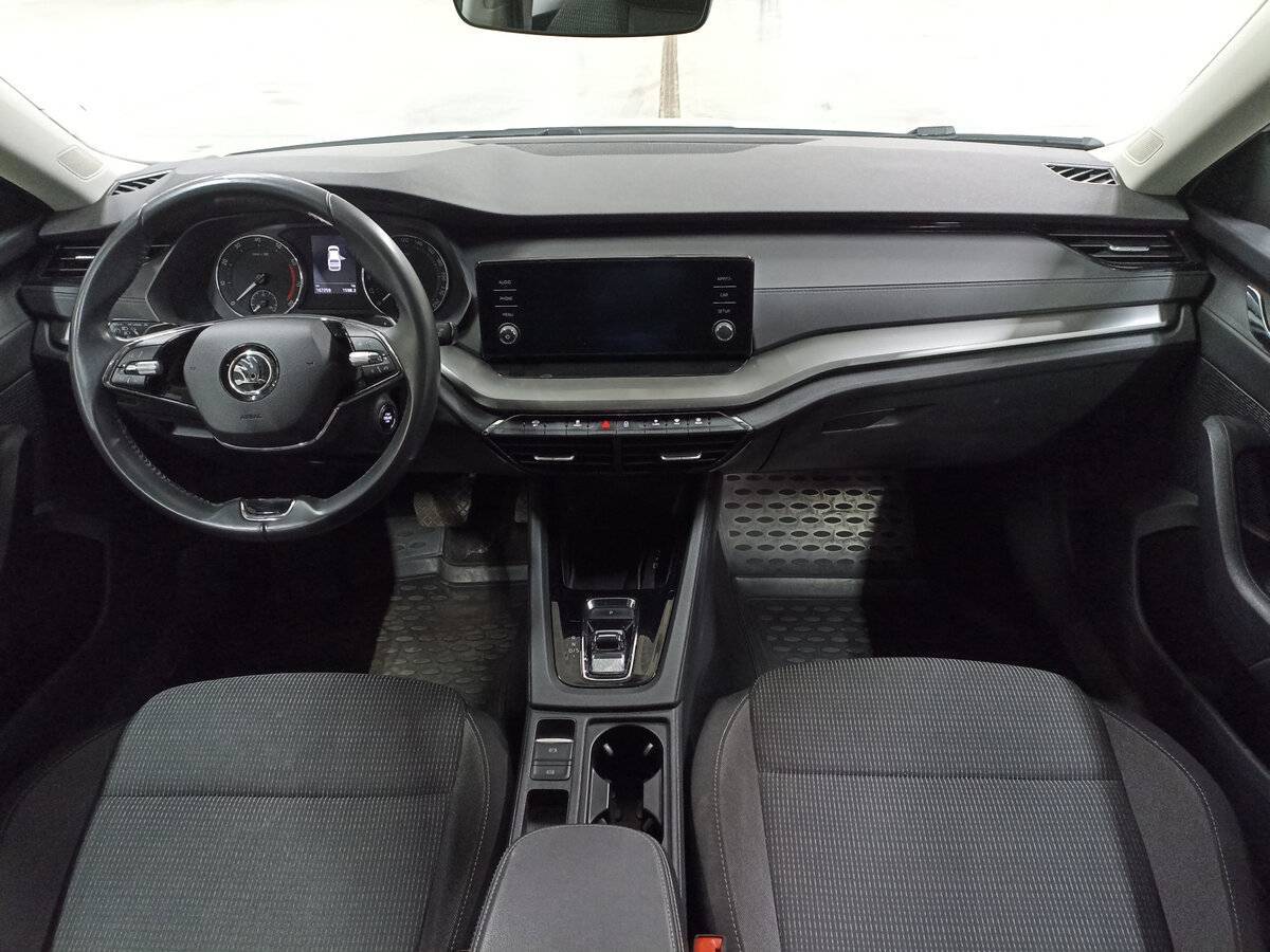 Б/У Шкода Октавия 2021 года. Фото: #13