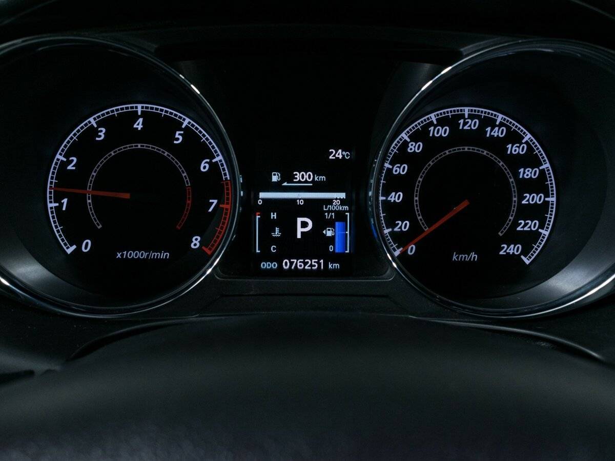 Б/У Митсубиши АС-Икс 2012 года. Фото: #10