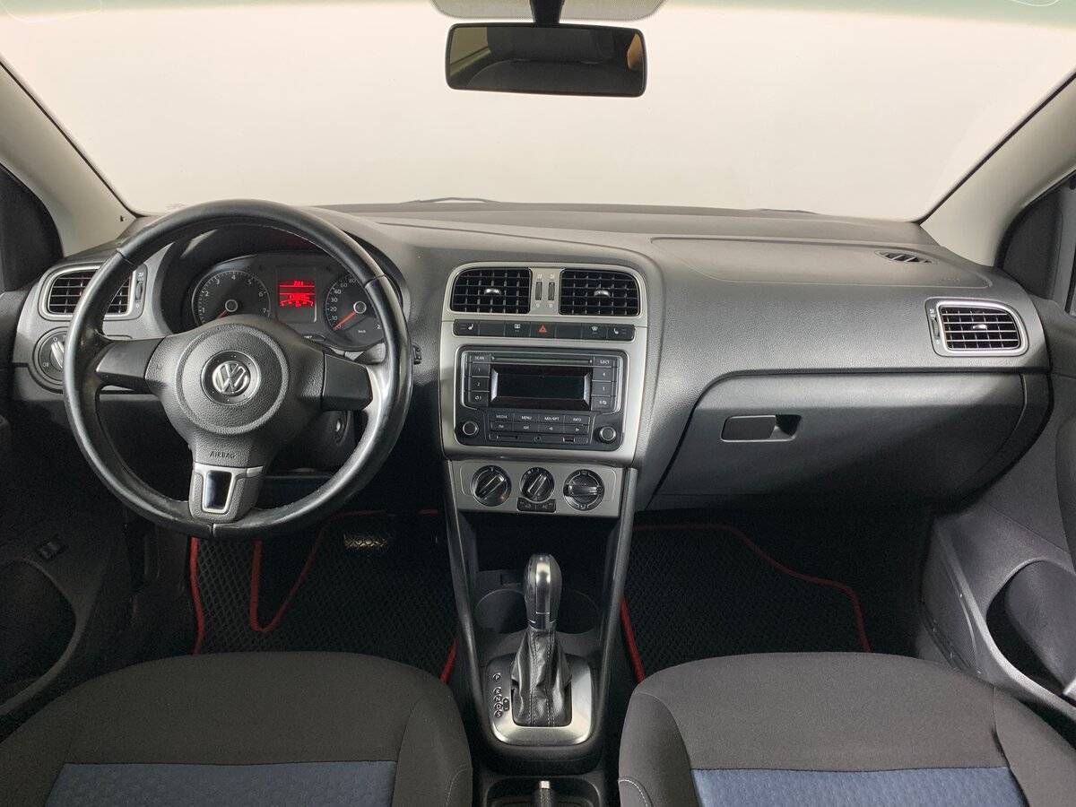 Б/У Фольксваген Поло 2013 года. Фото: #8