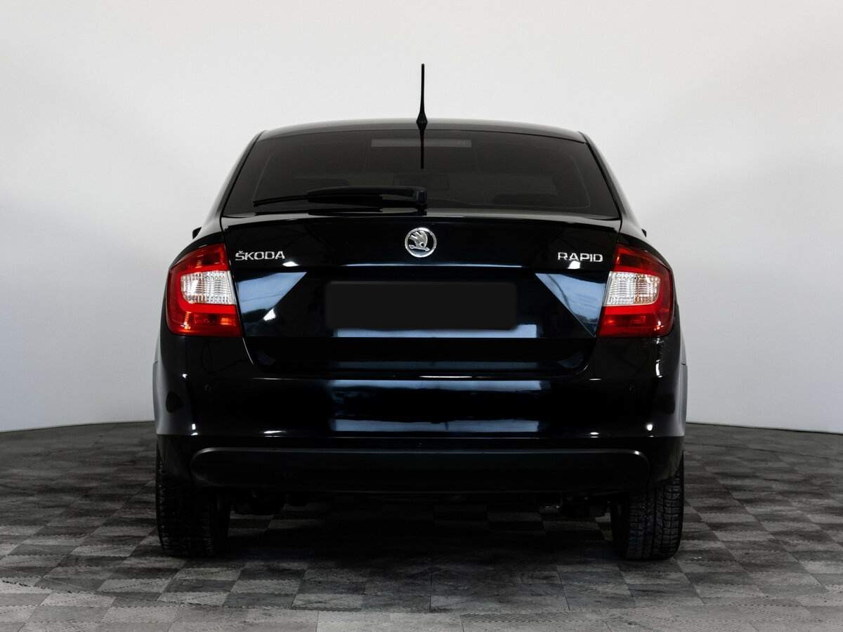 Б/У Шкода Рапид 2015 года. Фото: #5