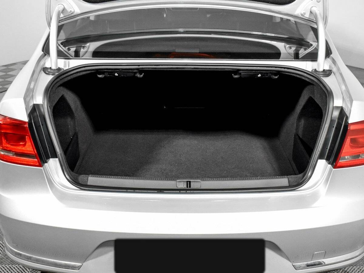 Б/У Фольксваген Пассат 2012 года. Фото: #19