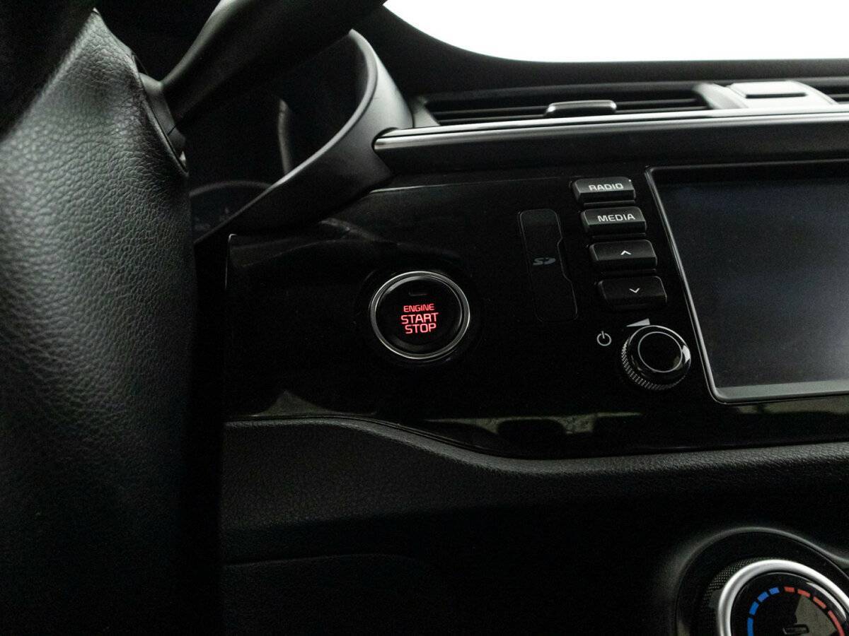 Б/У Киа Рио 2018 года. Фото: #18