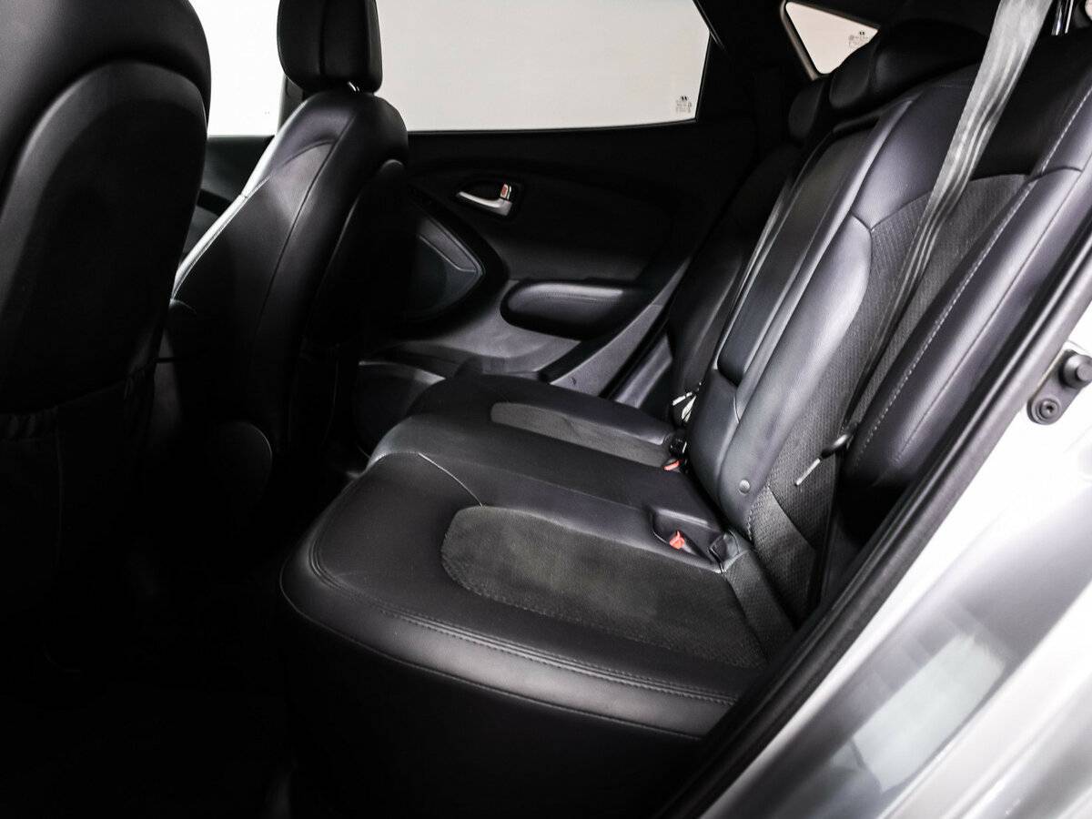 Б/У Хендай ай-икс35 2012 года. Фото: #12