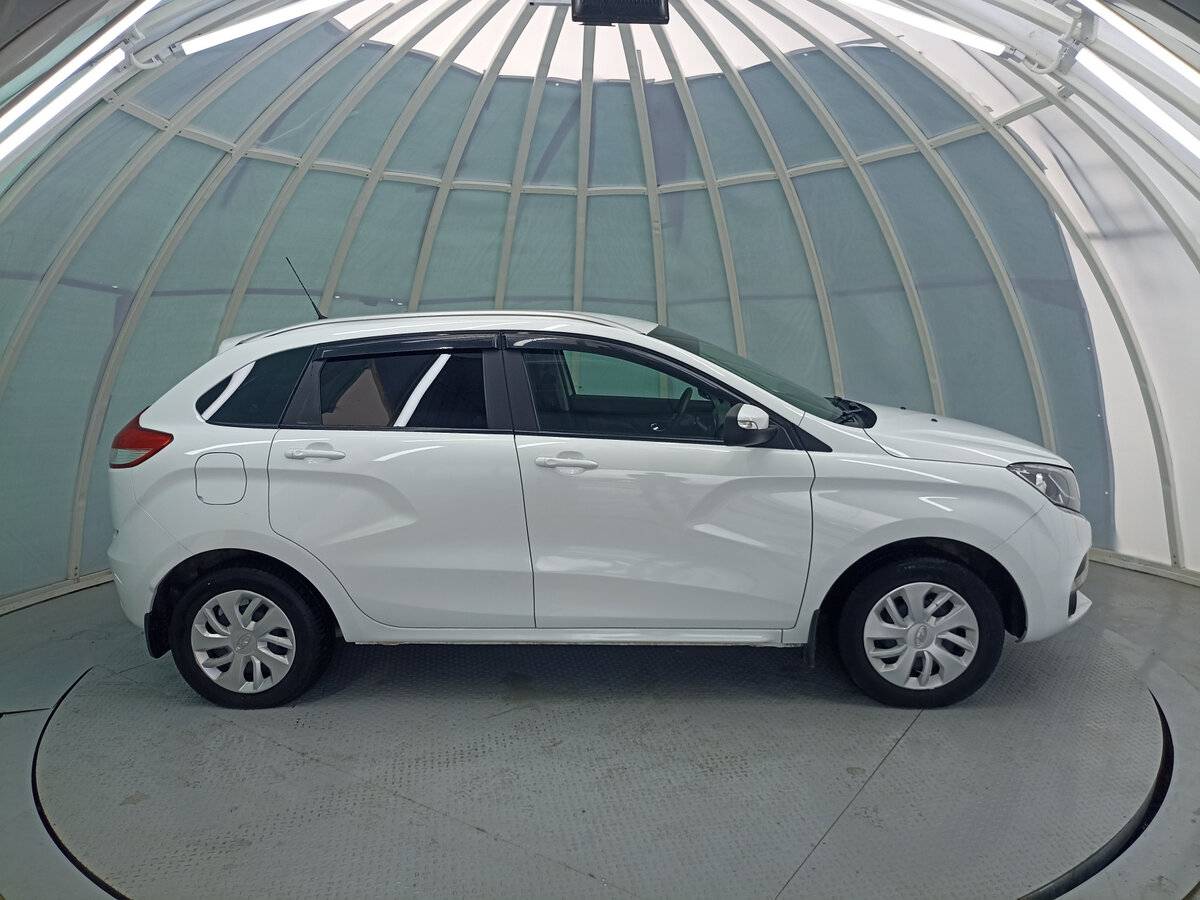 Б/У Лада (ВАЗ) ИКСРЭЙ 2021 года. Фото: #3