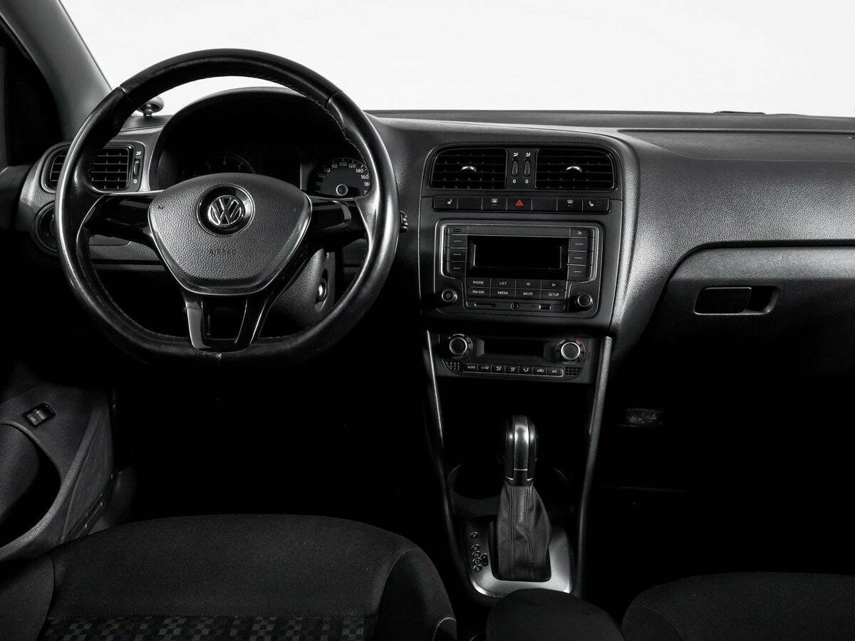 Б/У Фольксваген Поло 2016 года. Фото: #11