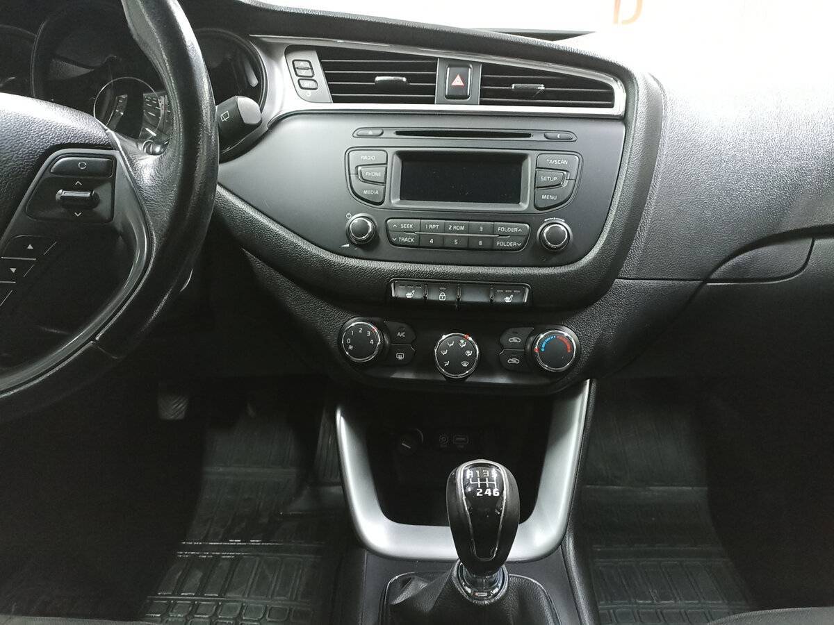 Б/У Киа Сид 2016 года. Фото: #14