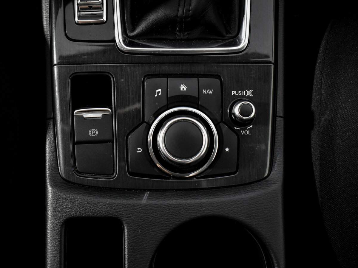 Б/У Мазда Ц-Икс-5 2016 года. Фото: #10