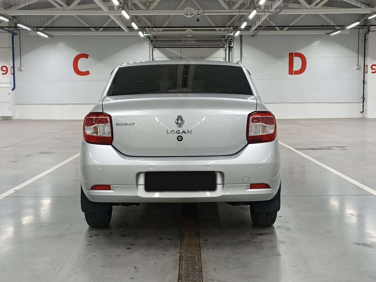Б/У Рено Логан 2017 года. Фото: #5