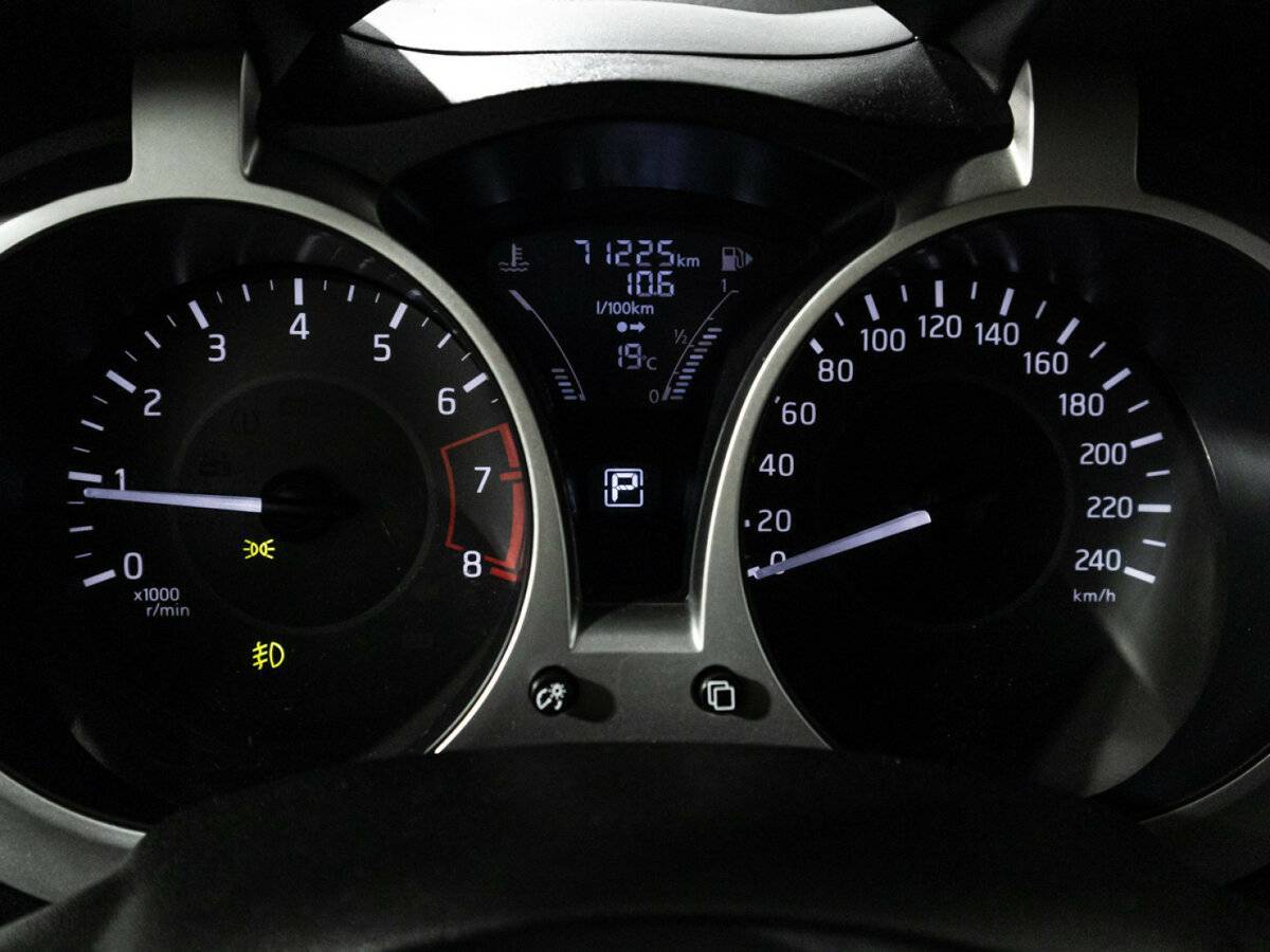 Б/У Ниссан Жук 2018 года. Фото: #11