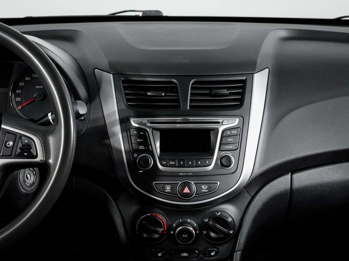 Б/У Хендай Солярис 2016 года. Фото: #12