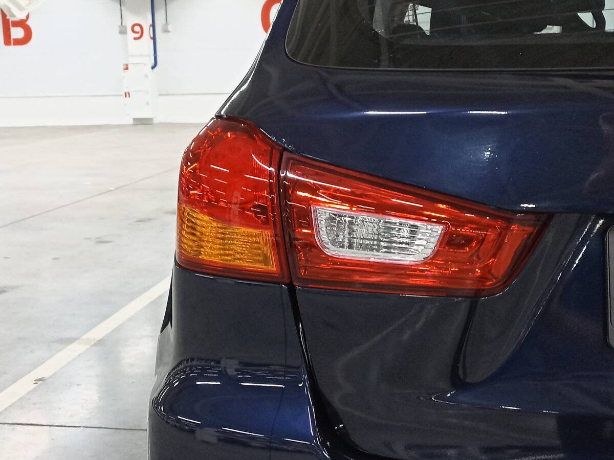 Б/У Митсубиши АС-Икс 2012 года. Фото: #8