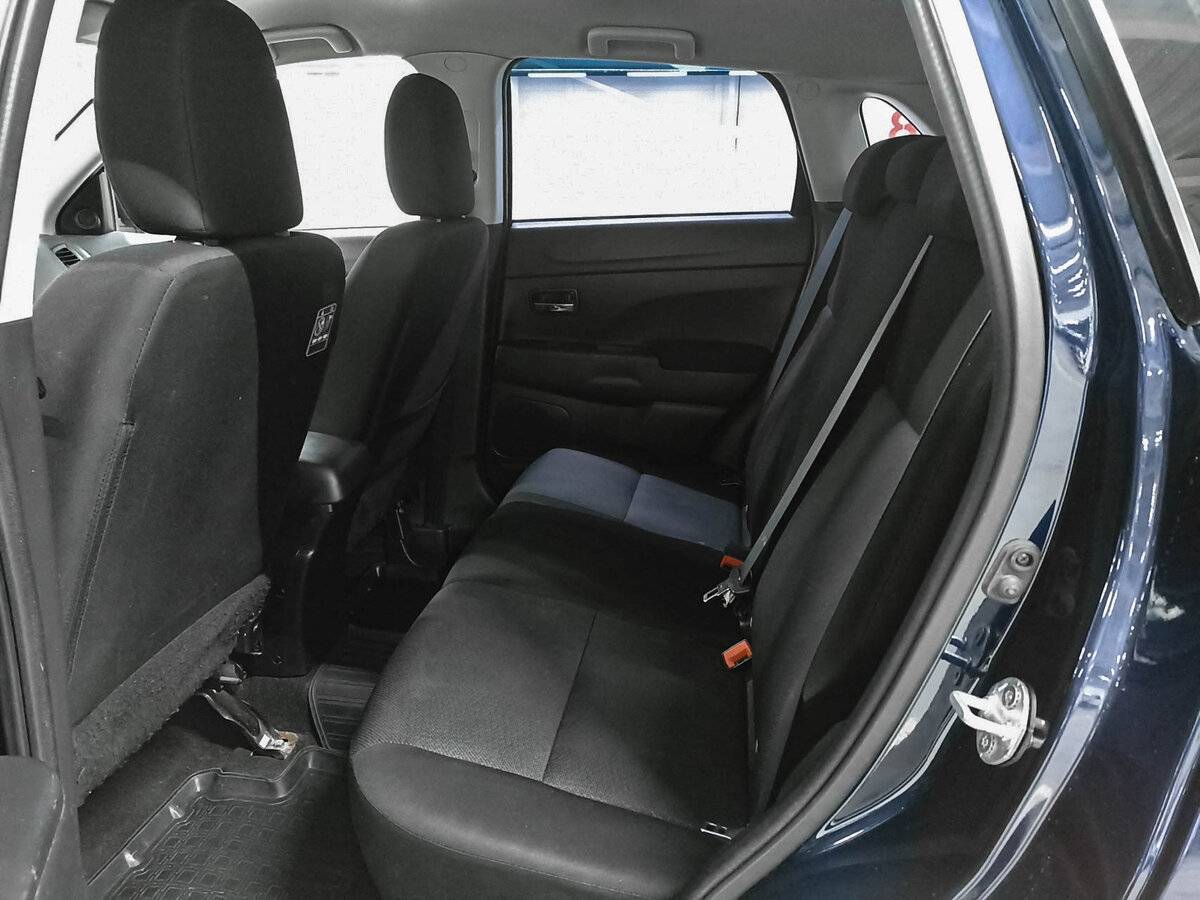 Б/У Митсубиши АС-Икс 2012 года. Фото: #11